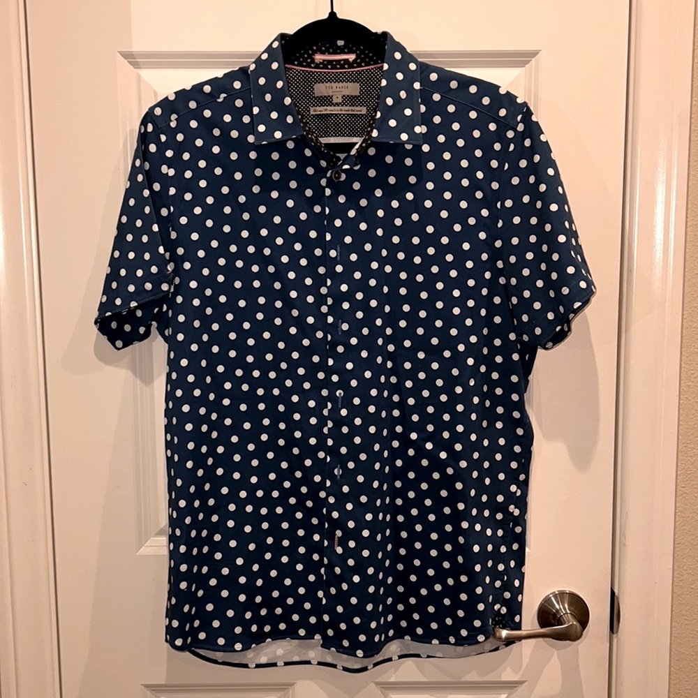 Ted Baker London Short Sleeve Shirt | Size 4 | Blue with polka dots